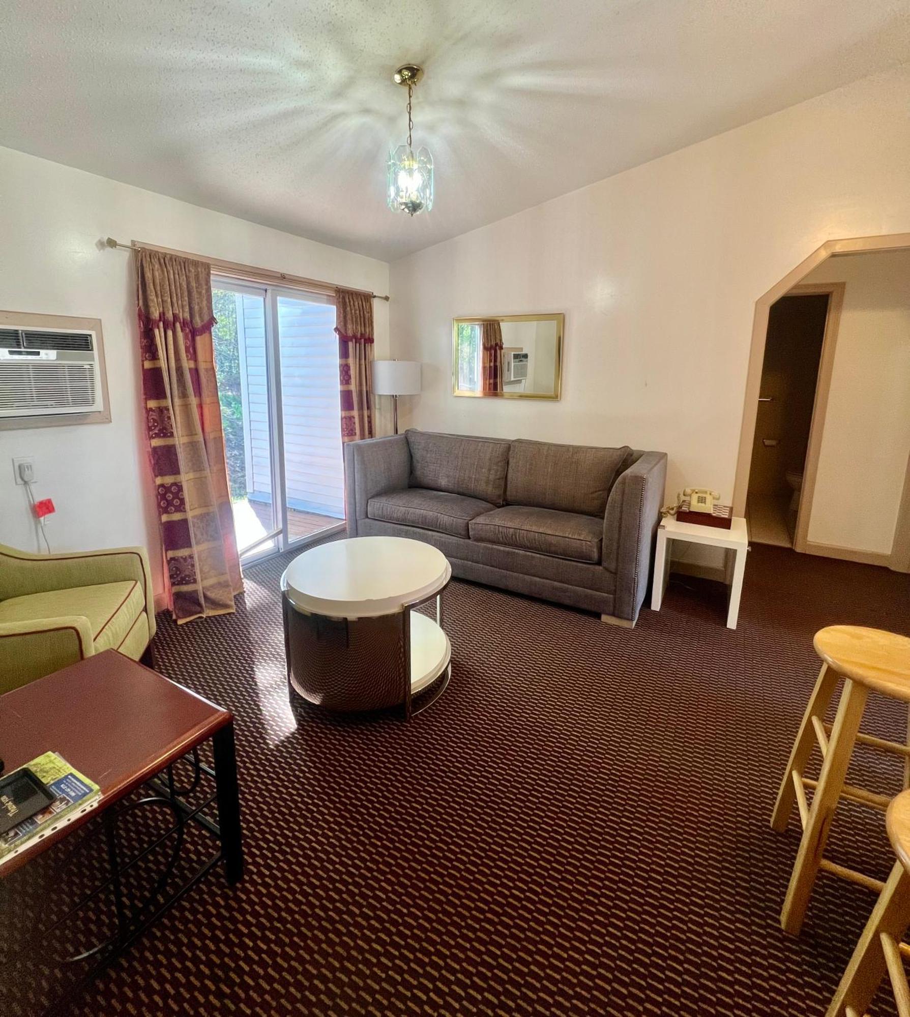 Saco River Motor Lodge & Suites Конуэй Экстерьер фото