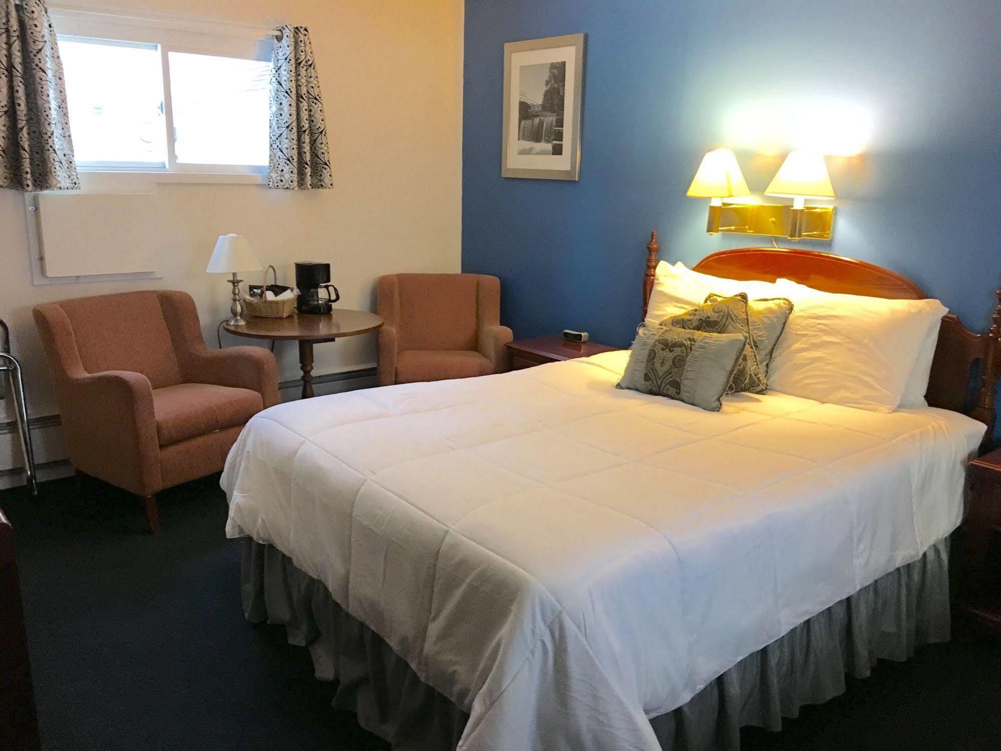 Saco River Motor Lodge & Suites Конуэй Экстерьер фото